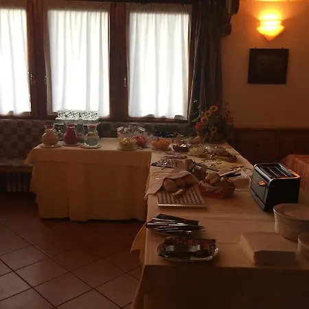 Otel Rina 3*