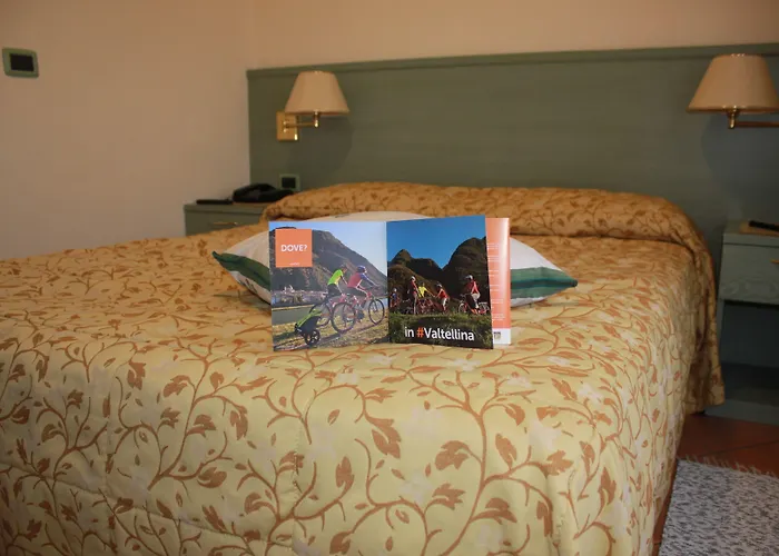 Rina Готель Борміо